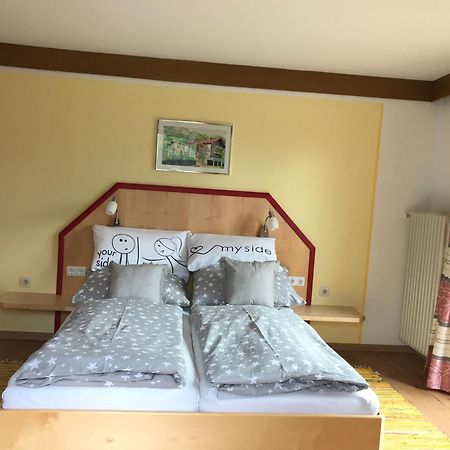 ווירגן Gaestehaus Hanser חדר תמונה